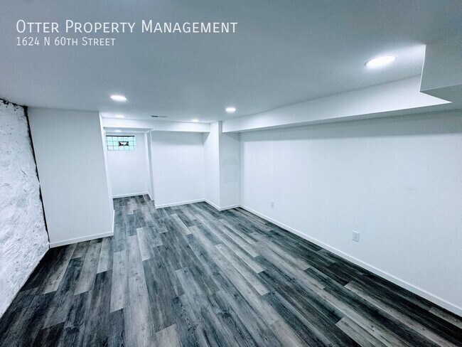 Building Photo - 1624 N 60th St