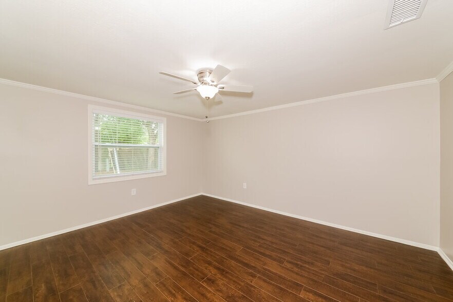Building Photo - 5009 Silk Oak Dr