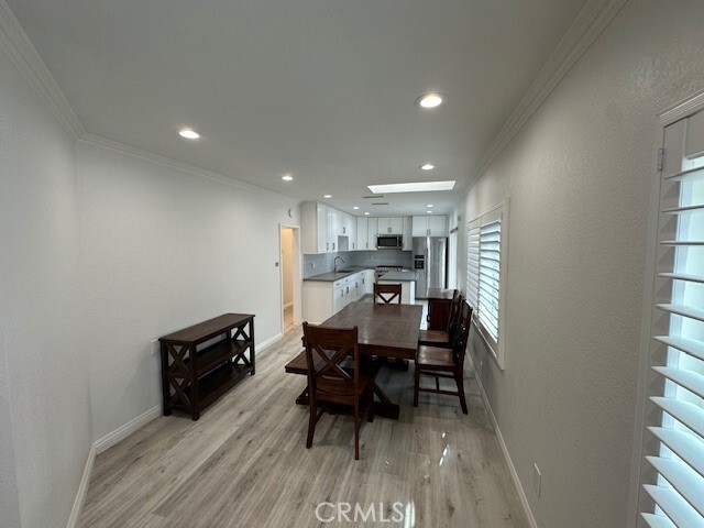 Building Photo - 2820 W Chandler Blvd