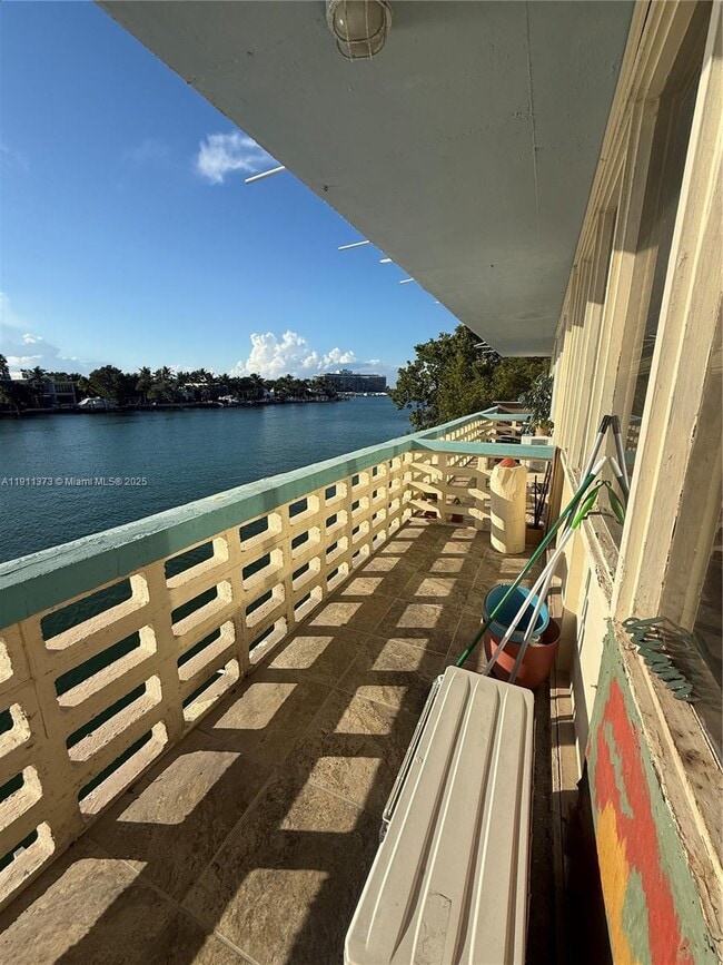 Building Photo - 6484 Indian Creek Dr