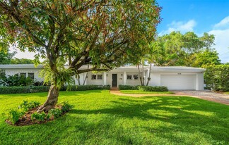 Building Photo - 1428 Trillo Ave