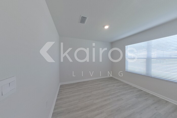 Building Photo - 4671 Malay Cir