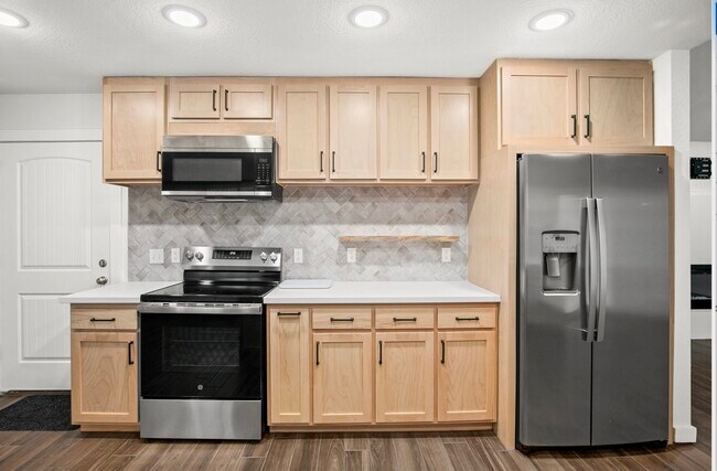 Building Photo - 201 San Saba St