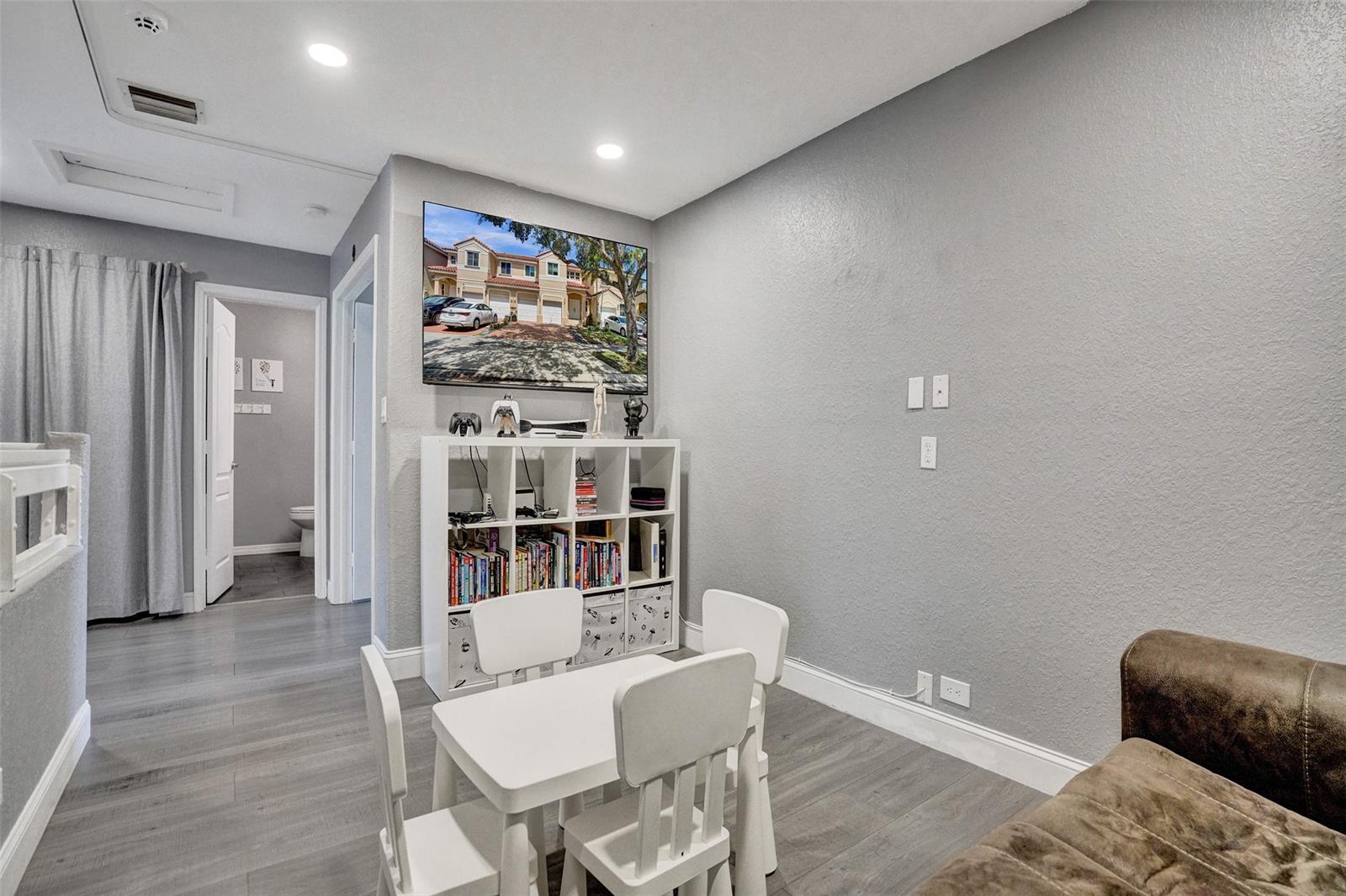 Building Photo - 3467 SW 170th Ter