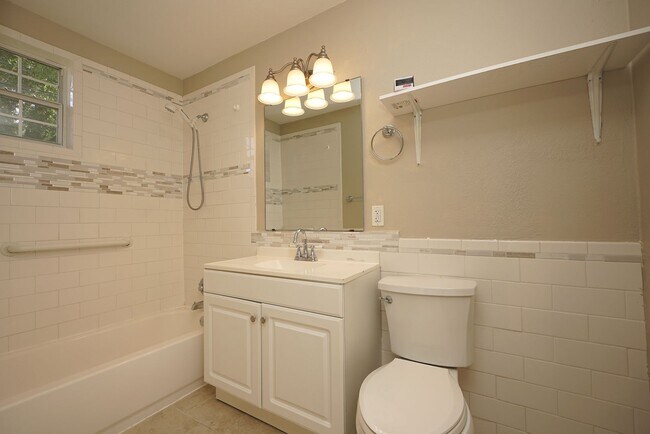 Building Photo - 503A McKinney St