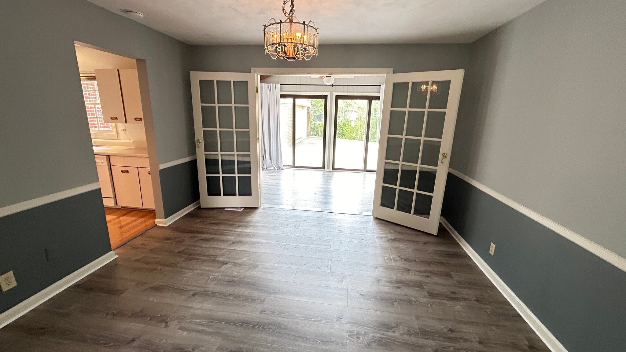 Building Photo - 2518 Savannah Rd