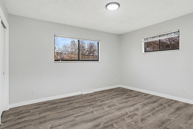 Building Photo - Renovated Duplex Available in Arvada!