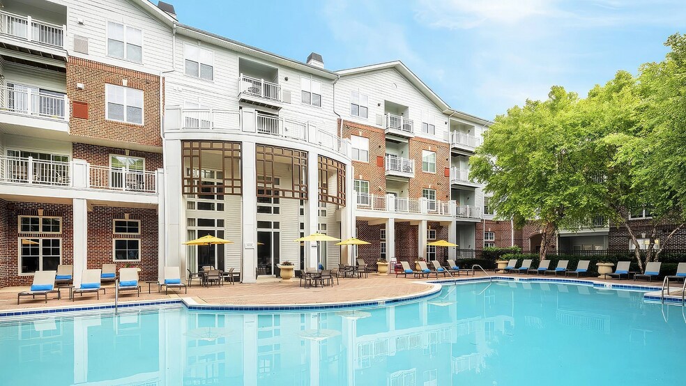 Building Photo - 10360 Swift Stream Pl