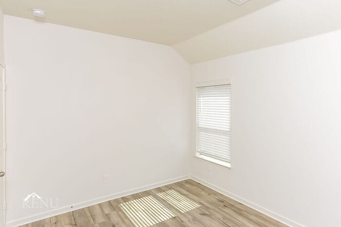 Building Photo - 1032 Wheatfield Ln