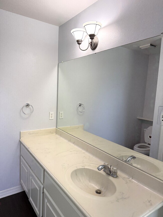 Building Photo - 3114 Pleasant Forest Dr