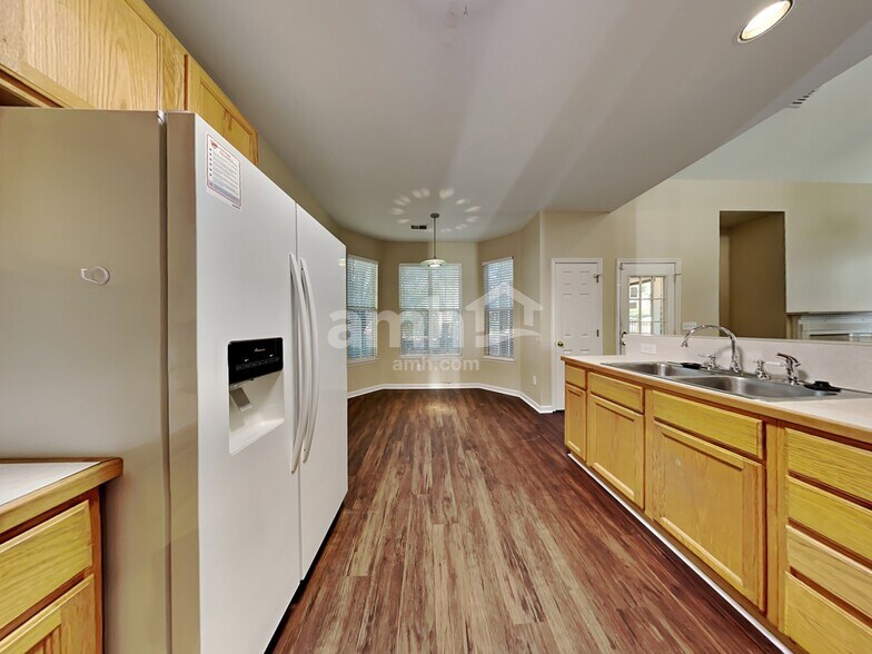 Building Photo - 1208 Winding Ridge Ct