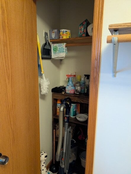 Building Photo - 114 Wright Dr