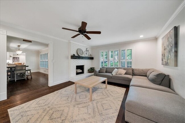 Building Photo - 5592 Colton Dr NE