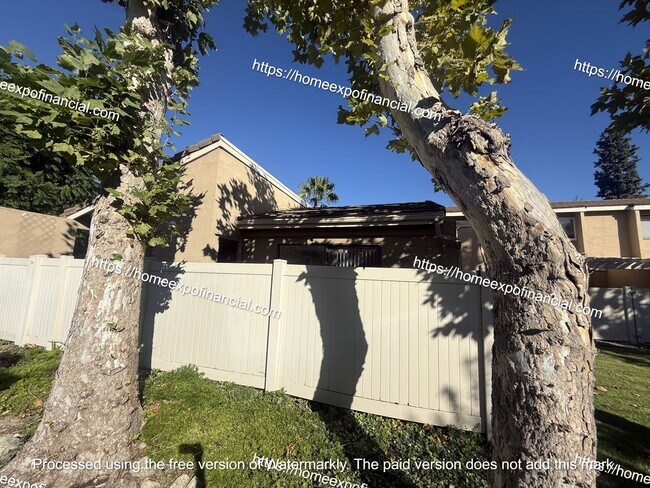 Building Photo - Nice Home For Rent