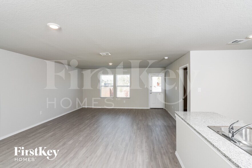 Building Photo - 1851 Morse Way