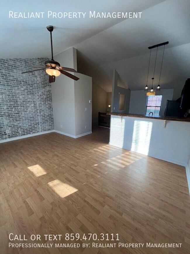 Building Photo - 404 Platt Dr