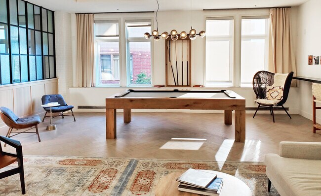 Common Work Area - 3401 Arapahoe Ave