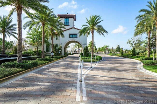 Building Photo - 11785 Waterway Cir