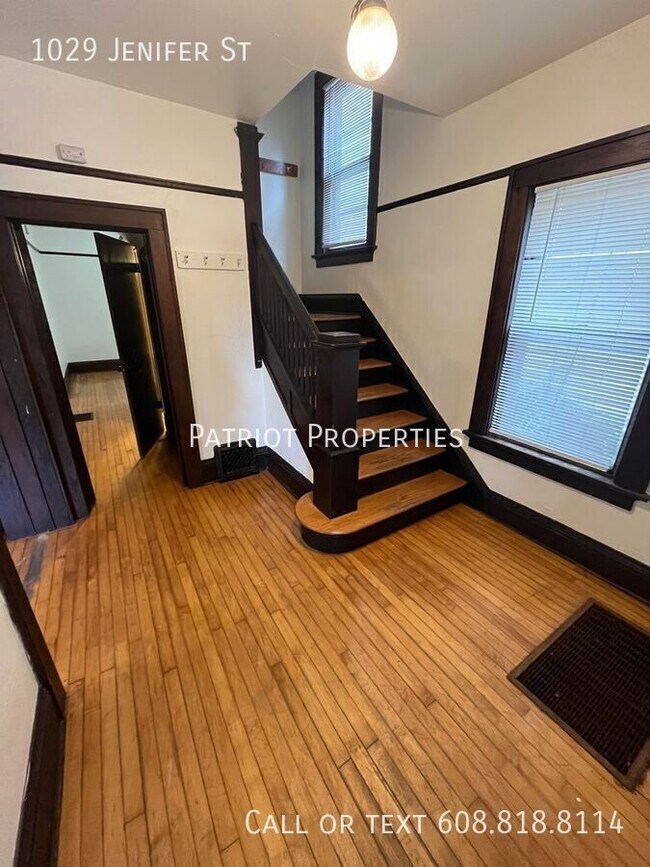 Building Photo - 1029 Jenifer St