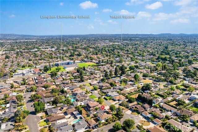 Building Photo - 9502 Olema St