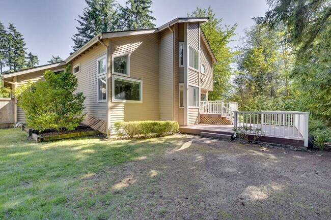 Building Photo - Beautifully Updated 4-Bedroom Home in Sammamish!- AVAILABLE NOW FOR RENT!!