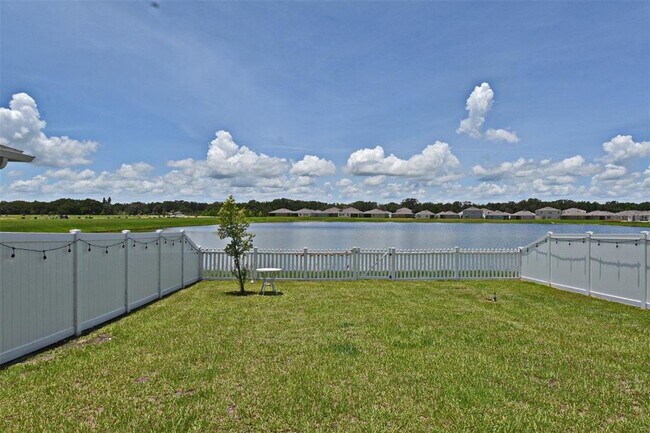 Building Photo - 1790 Southfork Dr