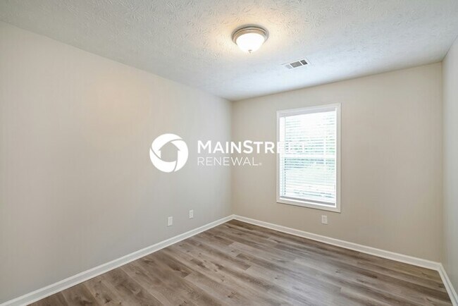 Building Photo - 4 Bedroom Pet-Friendly Home in STONE MOUNTAIN, GA with Main Street Renewal