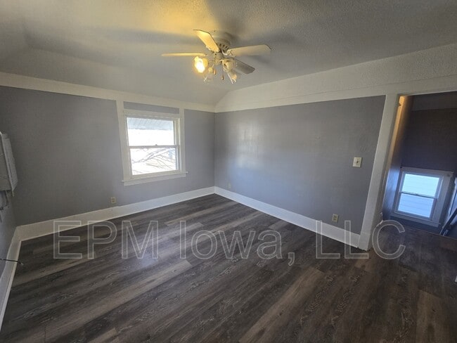 Building Photo - 1001 1/2 Randolph St