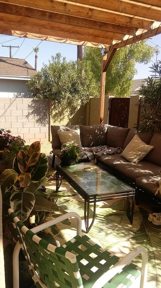 extra living space - 1140 E Coronado Rd