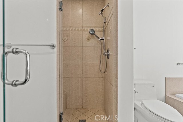 Building Photo - 5110 Petit Ave