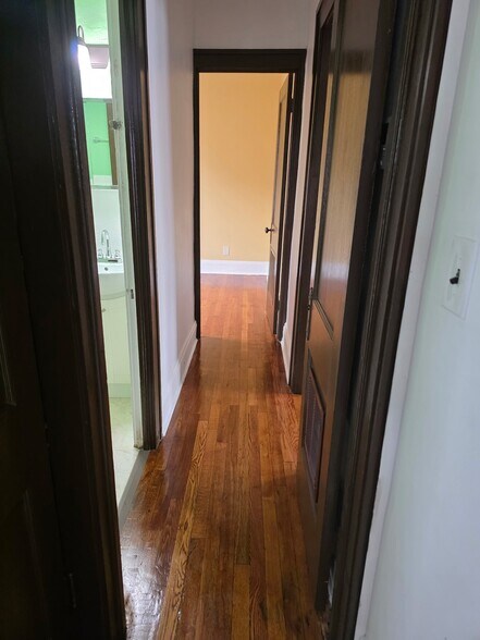 Building Photo - 4021 Gifford Ave