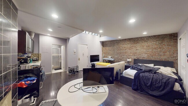 Floorplan - 18 West 37th Street