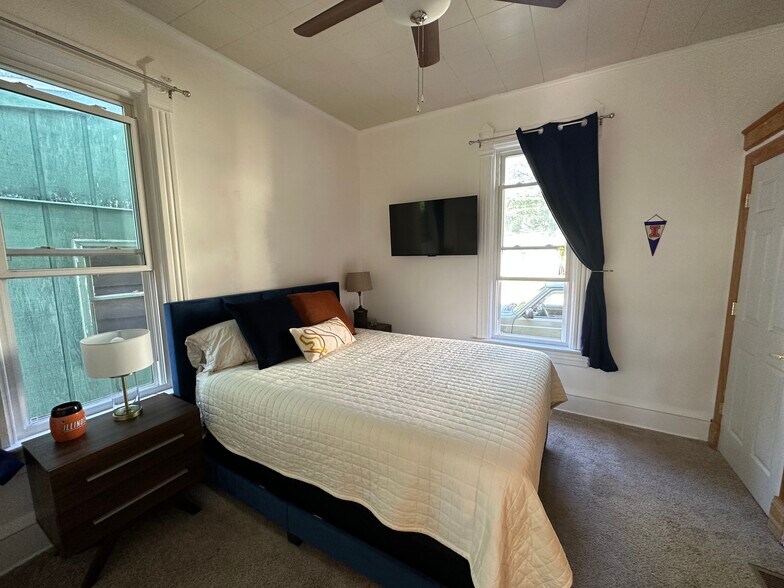 4K TV with fire stick. Tenant pays for internet access - 305 S Elm St