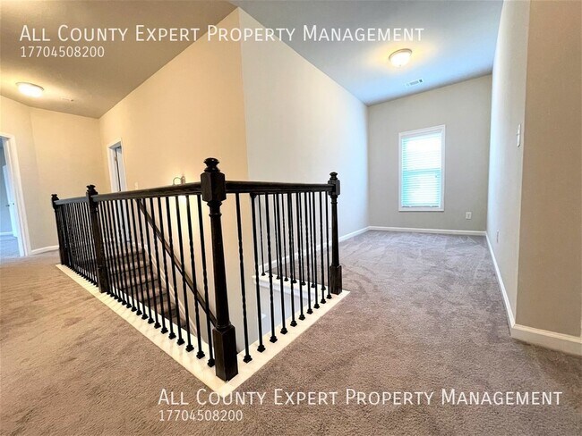 Building Photo - 4845 Frontier Dr
