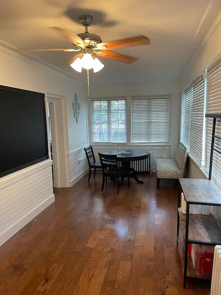 Kitchen Table Area - 1228 Cherokee Rd