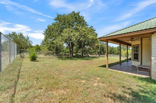Building Photo - 145 Chaumont St