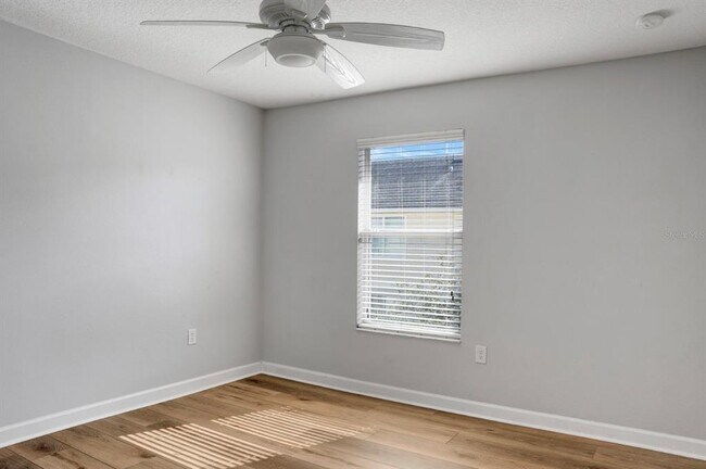 Building Photo - 3528 Sanctuary Dr