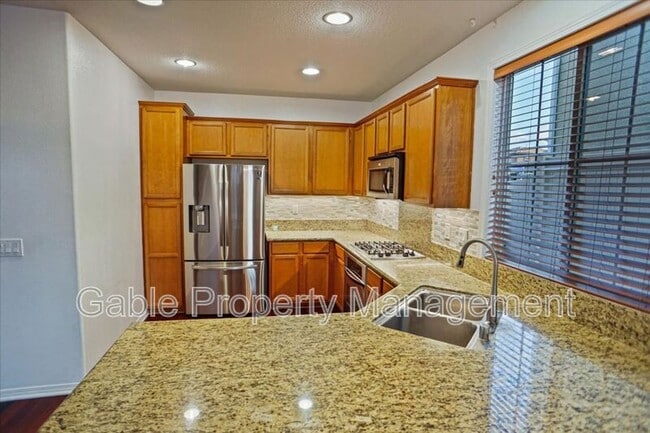 Building Photo - 20420 Victory Ct