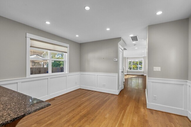Building Photo - 13749 Corliss Ave N