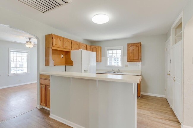 Building Photo - 3703 S Sherman St