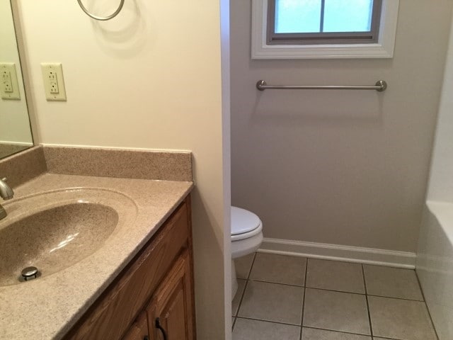 Building Photo - 103 High Ridge Dr S