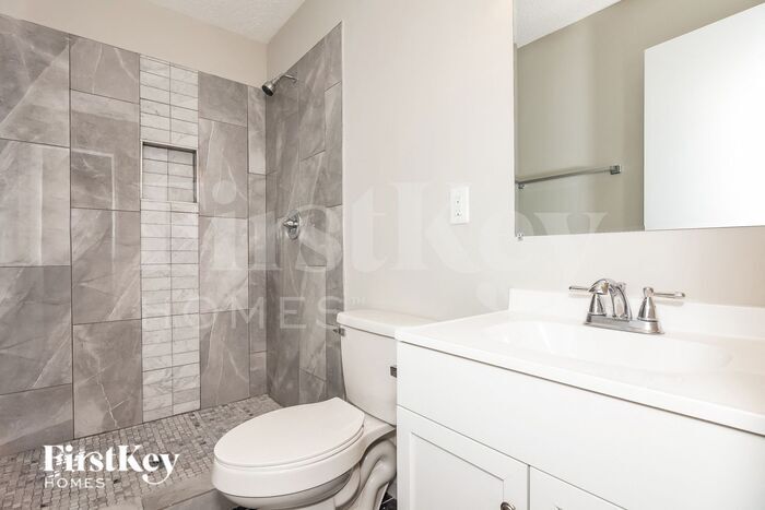 Building Photo - 3625 Somerset Dr