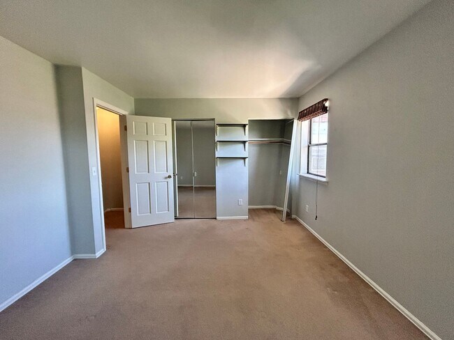Building Photo - Hidden Gem in Downtown Boulder! 3 Bed 2 Bath Condo Available