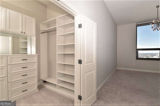 Building Photo - 270 17th St NW