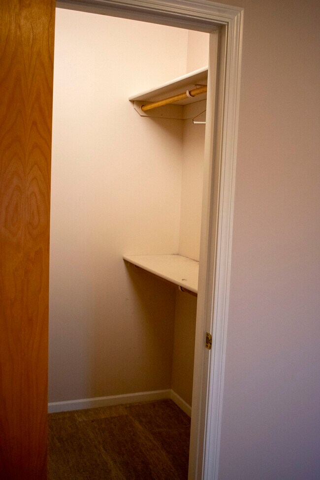 walk in closet/bedroom - 122 N 11th St