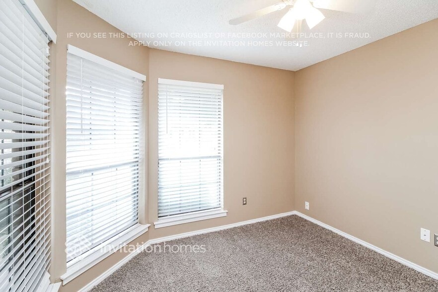 Building Photo - 2127 Chapel Downs Dr