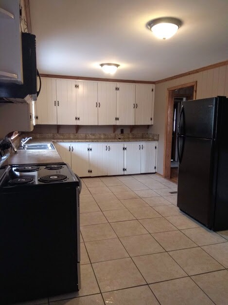 Building Photo - 3908 Yarbrough Ave