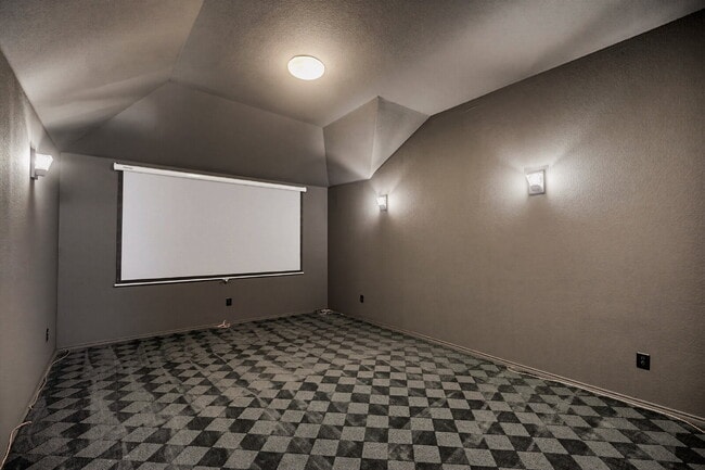 Building Photo - **This home checks all the boxes!**