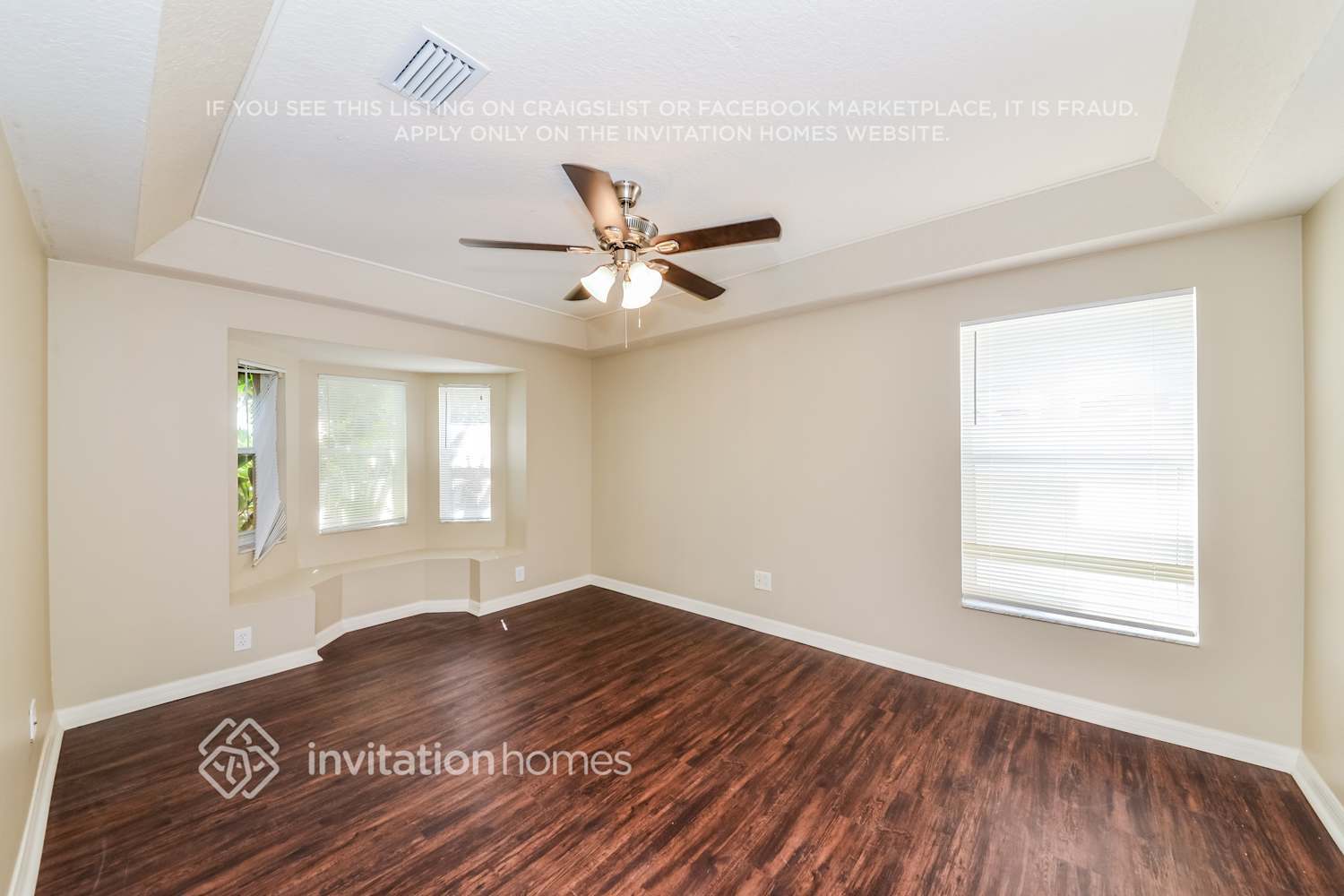 Building Photo - 10710 Lakeside Vista Dr