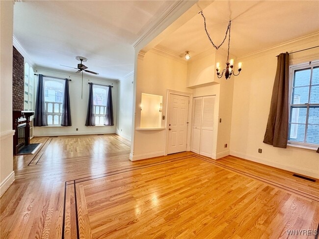 Building Photo - 25 Whitney Pl